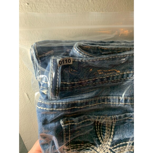 Code Bleu Regular 10 Capris Leg Split Denim Blue Jeans Embroidered 5 Pockets - Picture 11 of 11